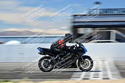 media/Mar-25-2024-Moto Forza (Mon) [[8d4319bd68]]/4-Novice Group/Session 4 Front Straight Speed Pans/